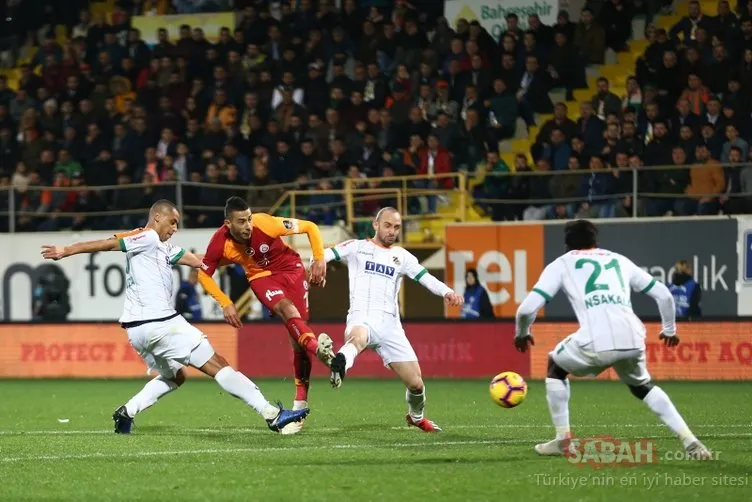 Galatasaray’da Younes Belhanda problemi! 20. haftada bunu ilk kez yaptı
