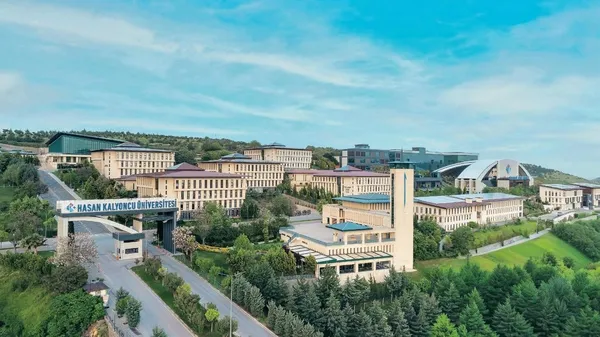 hku-gelecegin-mesleklerine-odaklandi-1785337595030.jpeg