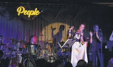 Cemiyet dünyası Deniz Seki’yle eğlendi