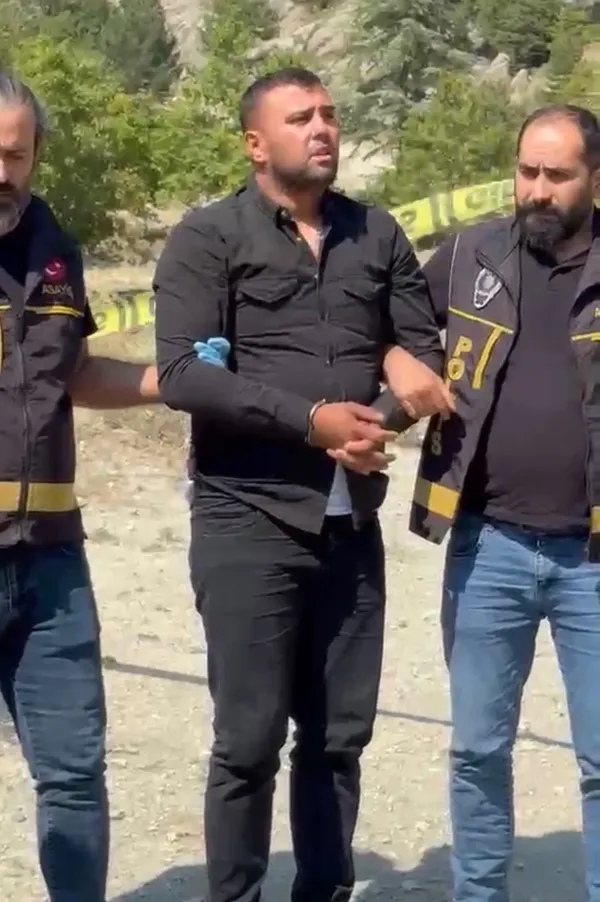 kayip-aysegul-yasar-cinayetinde-kan-donduran-itiraf-bogazini-siktigini-itiraf-etti-cesedin-yerini-gosterdi-1789891924227.jpg