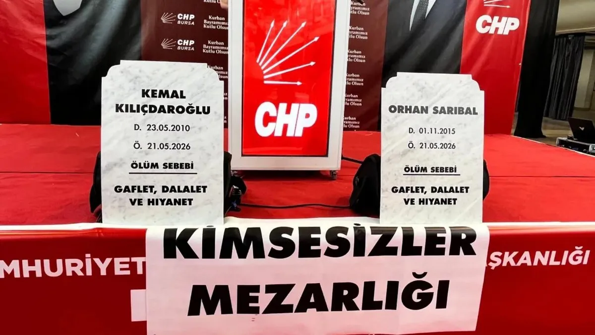 CHP il teşkilatı Kemal Kılıçdaroğlu’nun mezar taşını dikti! CHP il teşkilatı Kemal Kılıçdaroğlu’nun mezar taşını dikti!
