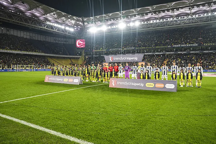 fenerbahce-firsat-tepti-kanarya-evinde-kasimpasa-ile-yenisemedi-1771872691551.jpeg