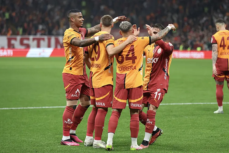 Fenerbahçe’ye flaş transfer önerisi! Galatasaray’ın gözdesiydi | Ayrılıklar yaşanırsa atağa geçilecek...