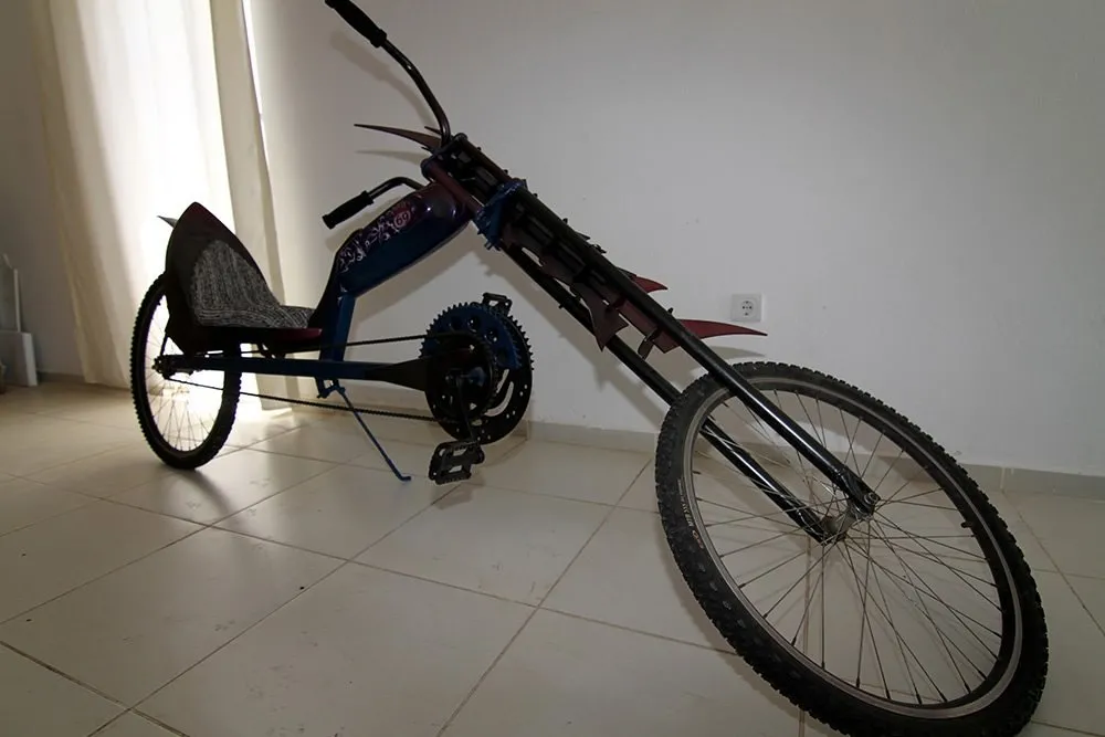 Hurda Motosiklet Parcalarina Hayat Veriyor Galeri Yasam