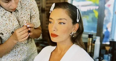 Neslihan Atagül’ün bornozlu pozları ilgi odağı oldu! Yorum yağmuruna tutuldu