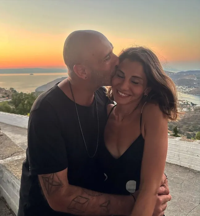 ’Dümenle’ başlayan bir aşk hikayesi... Derya Beşerler ve Birol Namoğlu’nun tanışma hikayesine bir bakın!