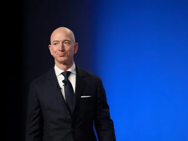 jeff-bezosun-twitterdaki-trol-ordusu-gizli-belgeler-ifsa-oldu-1617273306143.jpg Jeff Bezos’un Twitter'daki trol ordusu! Gizli belgeler ifşa oldu