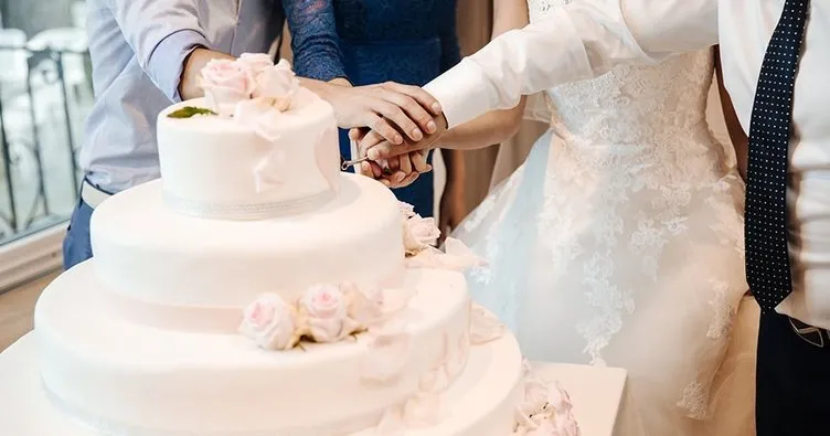 RÜYADA DÜĞÜN GÖRMEK - Rüyada düğüne gitmek, düğünde oynamak ne anlama