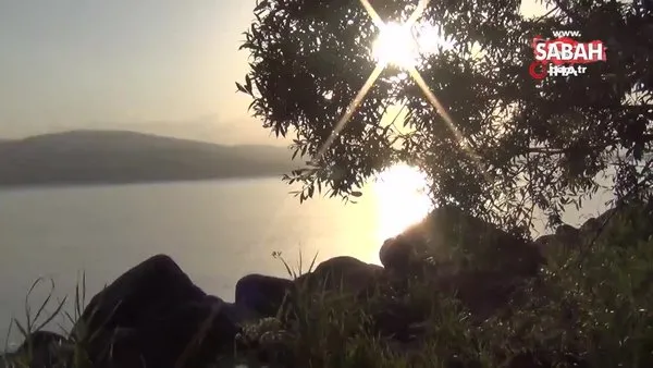 Çıldır Gölü’nde kartpostallık gün batımı manzarası | Video