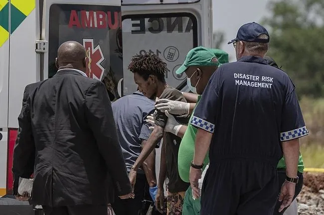 Güney Afrika’daki kaçak madenden 78 ceset çıkarıldı