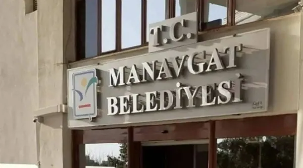 manavgat-belediyesindeki-rusvet-sorusturmasinda-imar-kontrol-muduru-itirafci-oldu-otellere-ruhsat-karsiligi-mi-1776950841406.jpg