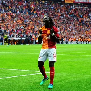 Galatasaray, Gomis'i arıyor