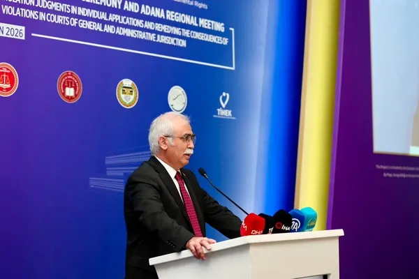aym-baskani-ozkaya-2012den-bu-yana-739-bin-basvuru-yapildi-yargi-camiasi-adanada-bulustu-reform-ve-uygulama-ta-1780939596325.jpg