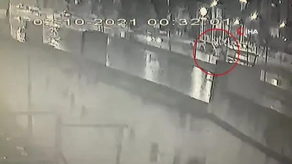 istanbul gaziosmanpasa da 3 kisinin oldugu feci kaza kamerada videosunu izle son dakika haberleri