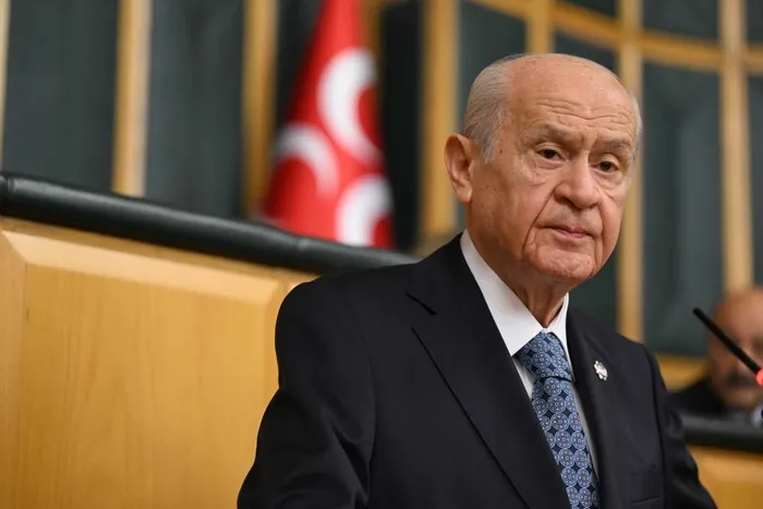 son-dakika-devlet-bahceliden-onemli-mesajlar-mhp-ve-cumhur-ittifaki-arasinda-gorus-ayriligi-soz-konusu-degildi-1762244055863.jpg Son dakika | Devlet Bahçeli'den önemli mesajlar: MHP ve Cumhur İttifakı arasında görüş ayrılığı söz konusu değildir!