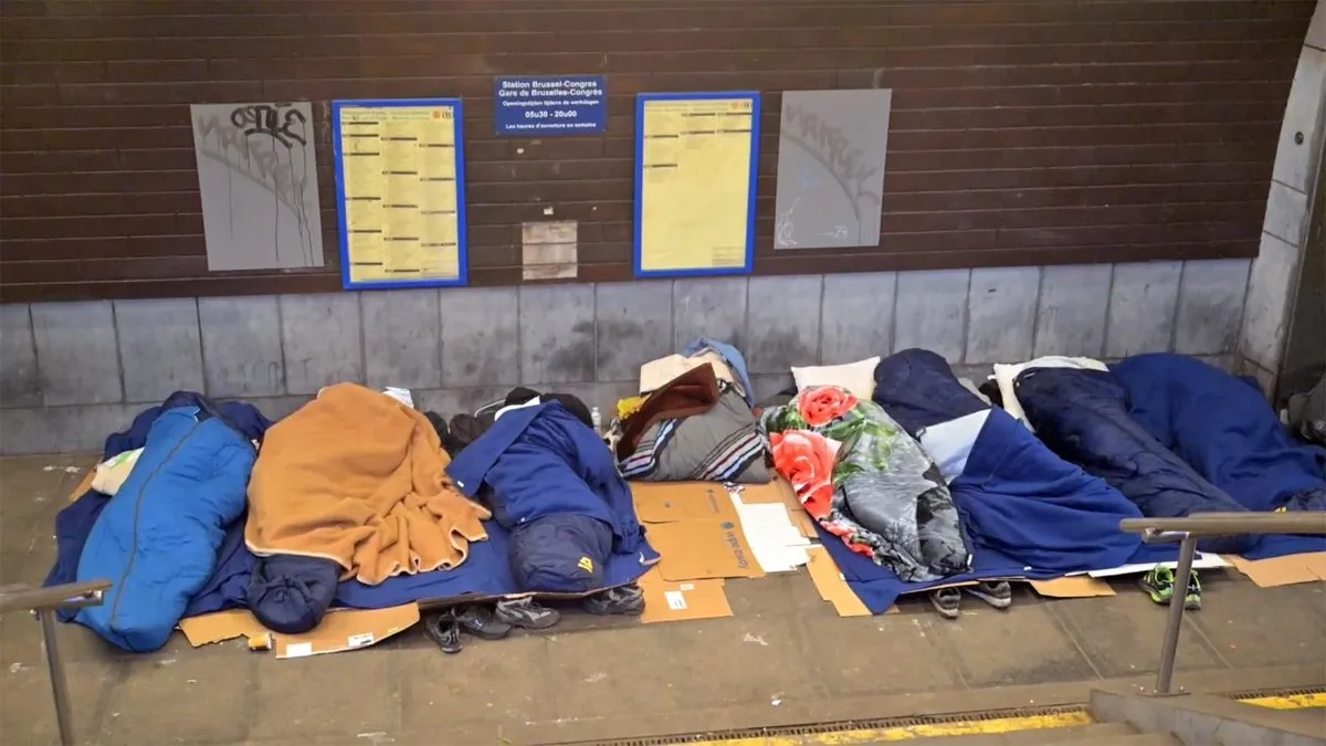 SON DAKİKA | İngiltere’de evsizlik krizi derinleşiyor SON DAKİKA | İngiltere’de evsizlik krizi derinleşiyor