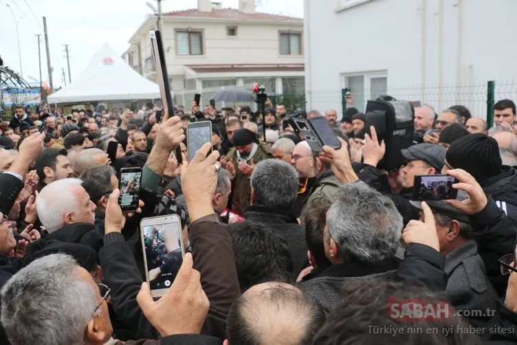 Ozan Arif'in cenazesi evine getirilip, helallik alındı