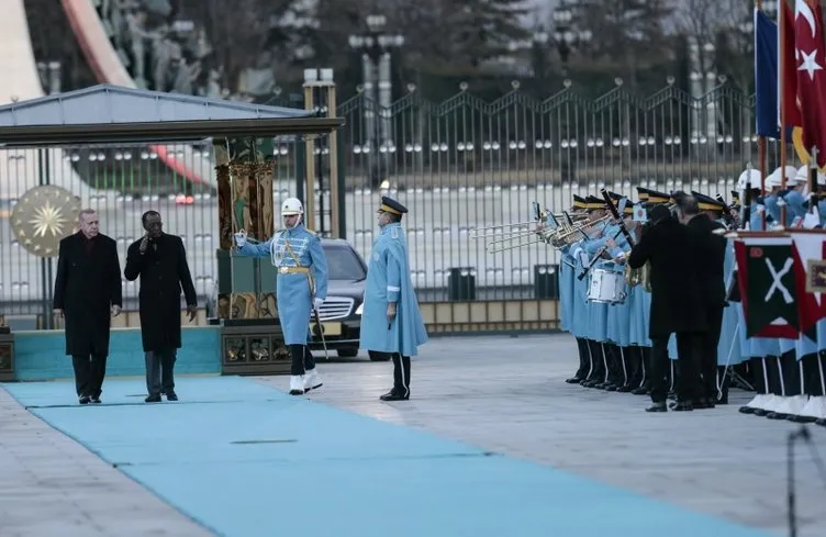 Çad Cumhurbaşkanı Deby Cumhurbaşkanlığı Külliyesinde