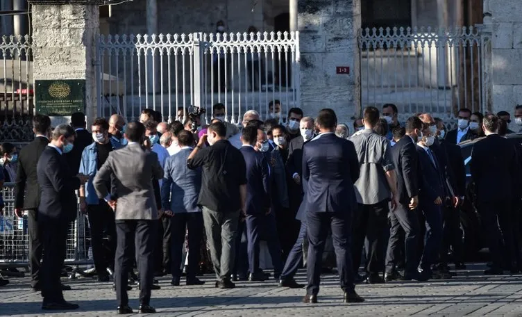 Cumhurbaşkanı Erdoğan ve MHP lideri Bahçeli Ayasofya Camii'nde incelemelerde bulundu