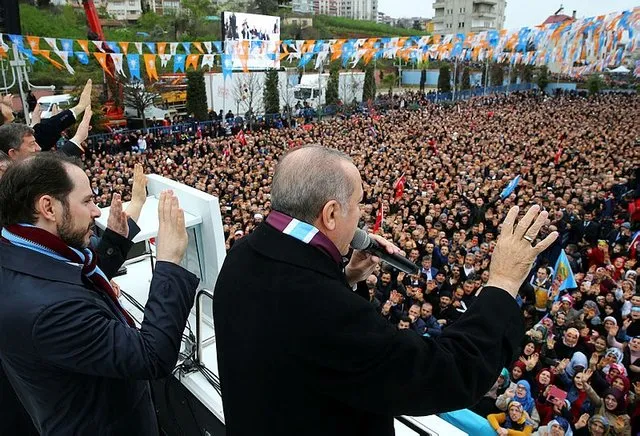 AK PARTİ MİTİNG TRABZON ile ilgili görsel sonucu