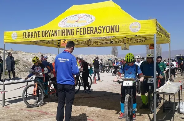 oryantiring-musabakalari-turkiye-sampiyonasi-etabiyla-devam-ediyor-1680354622005.jpg