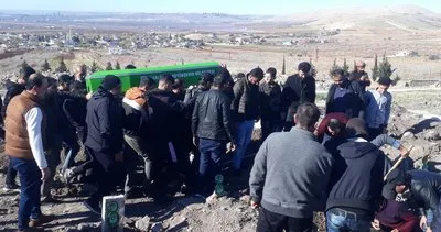 Şanlıurfa’da kazada hayatını kaybeden 9 kişi defnediliyor #sanliurfa