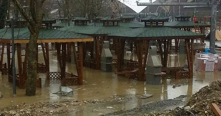 Aşırı yağışlar Akçakoca’da etkili oldu