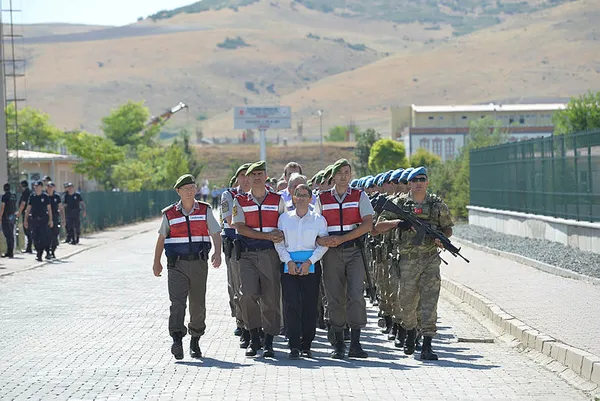 akinci-ussu-davasinda-flas-detaylar-darbeye-2015te-karar-verdiler-1626234449508.jpg