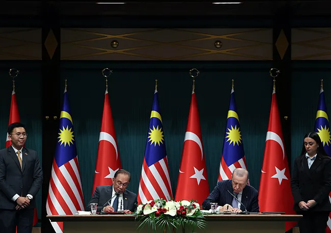 Malezya Başbakanı İbrahim'den Başkan Erdoğan'a övgü dolu sözler:
