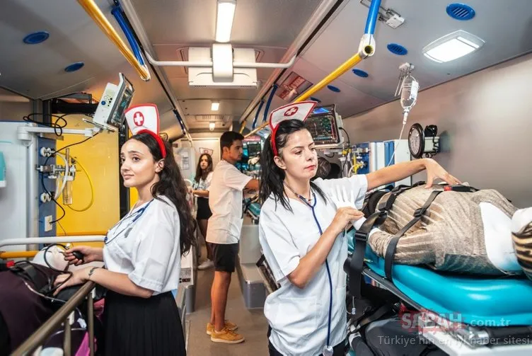 Dünyanın tam donanımlı, ilk mobil hastane otobüsü hastanesi görenleri şaşırttı
