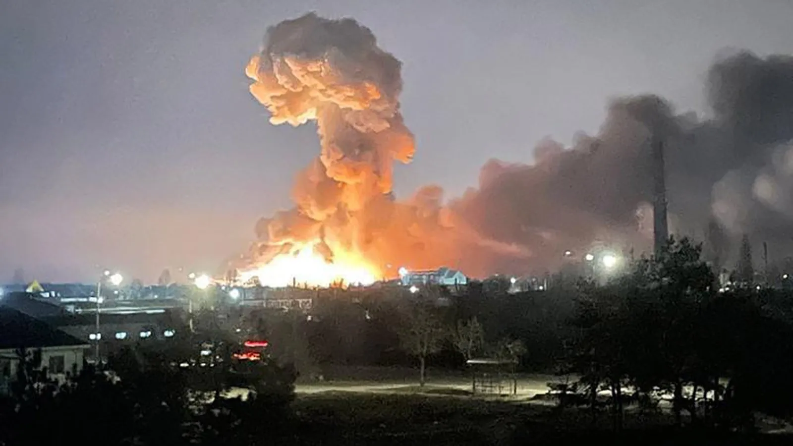 Son dakika Rusya Ukrayna savaşı canlı gelişmeler: Ukrayna bombardıman altında! Halk ülkeyi terk ediyor! - EN SON HABERLER - Galeri - Dünya
