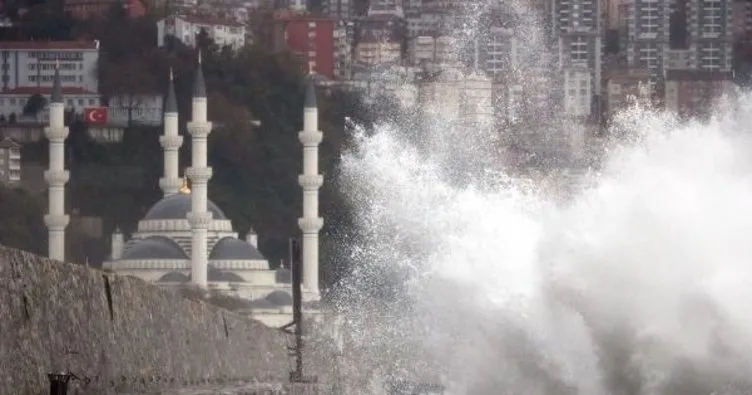 Zonguldak’ta kuvvetli yağış ve rüzgar; balıkçılar denize açılamadı