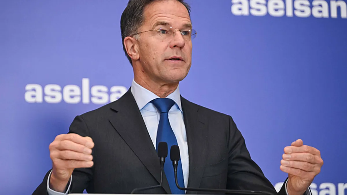 Rutte: Türkiye bir savunma sanayisi devrimi yaşadı