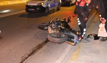İzmit’te otomobil ile çarpışan motosikletli polis yaralandı