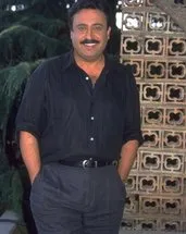 71 yaşındaki Gökhan Güney hastaneye kaldırıldı!