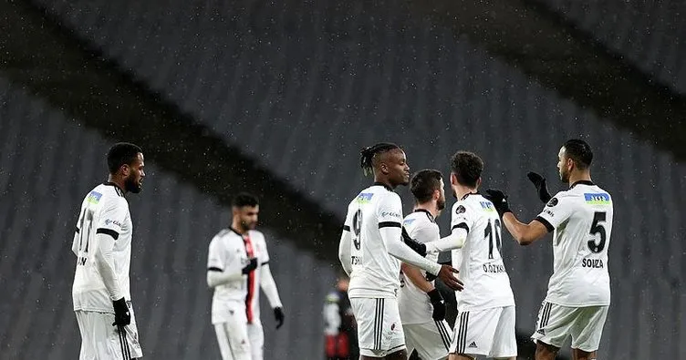 Son dakika Beşiktaş haberi: Micy Batshuayi takımdan ayrıldığını açıkladı