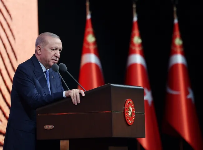 son-dakika-haberi-baskan-erdogandan-chp-yonetimine-tepki-vatandasin-akliyla-alay-etmeyi-artik-birakmalilar-1778597209010.jpg SON DAKİKA HABERİ | Başkan Erdoğan'dan CHP yönetimine tepki: Vatandaşın aklıyla alay etmeyi artık bırakmalılar