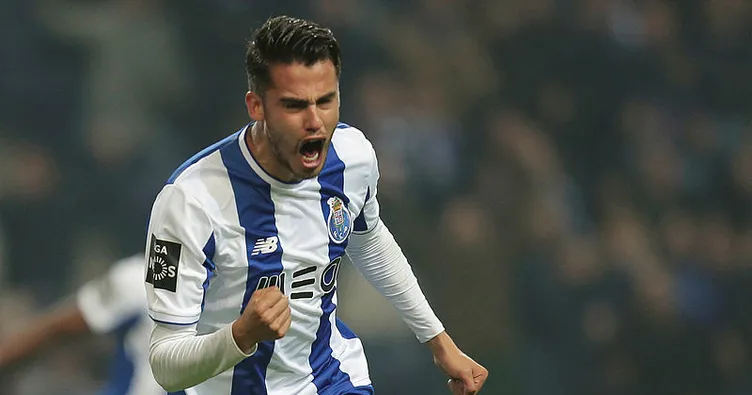 Fenerbahçe’de Diego Reyes inadı devam ediyor