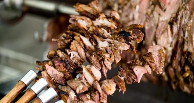 Cağ kebabı tarifi...Cağ kebabı nasıl yapılır?