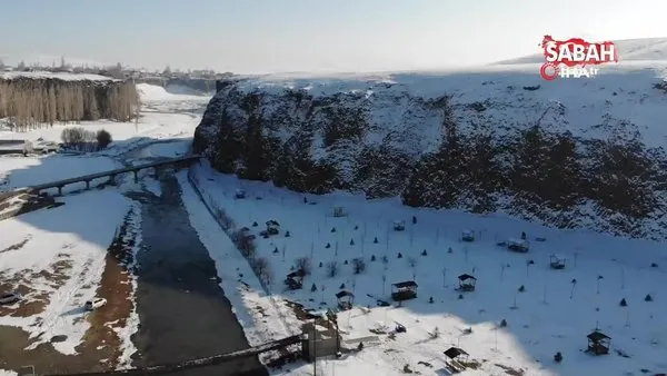 Beyaza bürünen Murat Kanyonu, manzarasıyla görenleri mest ediyor | Video