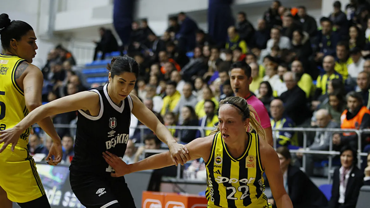 Potada kadınlar derbisinde zafer Fenerbahçe Opet’in Potada kadınlar derbisinde zafer Fenerbahçe Opet’in