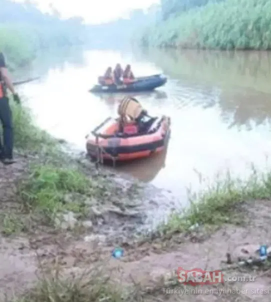 DEV TİMSAH nehirde yüzen adamı ikiye böldü! Dehşet anları kameralara anbean yansıdı