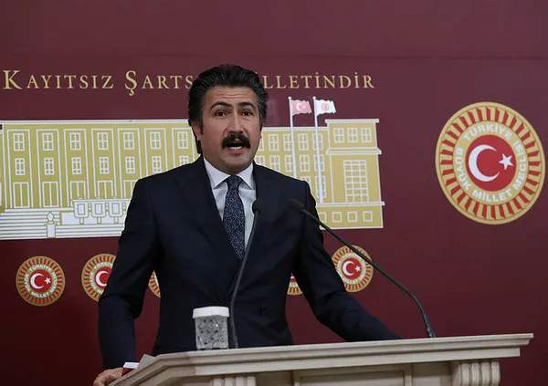 son-dakika-ak-partiden-erken-secim-aciklamasi-1617125436545.jpg Son dakika: AK Parti'den erken seçim açıklaması