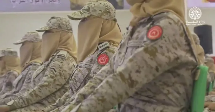 Suudi Arabistan’da ilk! Kadın askerler mezun oldu