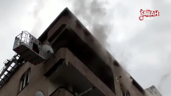 Sultangazi'de 5 katlı binada yangın paniği! | Video