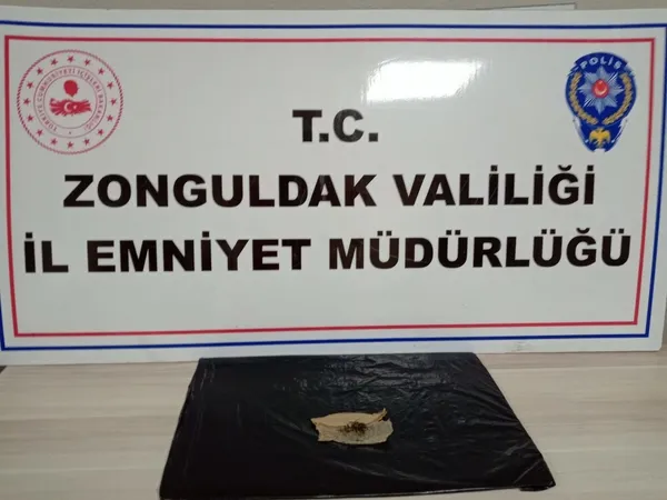 kdz-eregli-ilce-emniyet-mudurlugunce-4-supheli-sahis-yakalandi-1669203441207.jpg