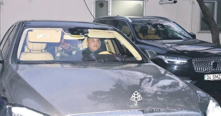 Görüntülenmemek için kaçtılar Son Dakika Magazin Haberleri Görüntülenmemek için kaçtılar Son Dakika Magazin Haberleri