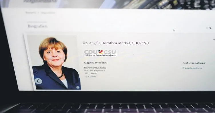 Merkel’in bilgileri çalındı