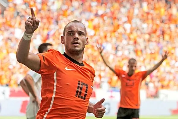 Adana Demirspor’dan Sneijder açıklaması