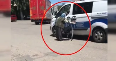 Antalya’da yaşlı kadından polise duygulandıran hareket! | Video
